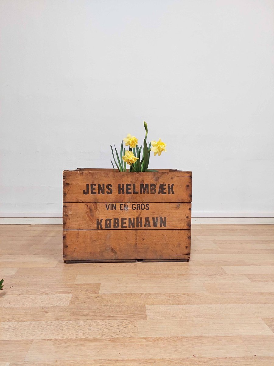 Puinen viinilaatikko, Jens Helmbæk København - Image 2